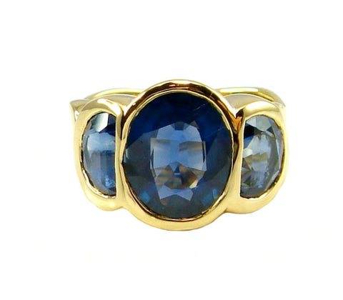 LUXE 18k Yellow Gold Blue Sapphire Barcelona Ring